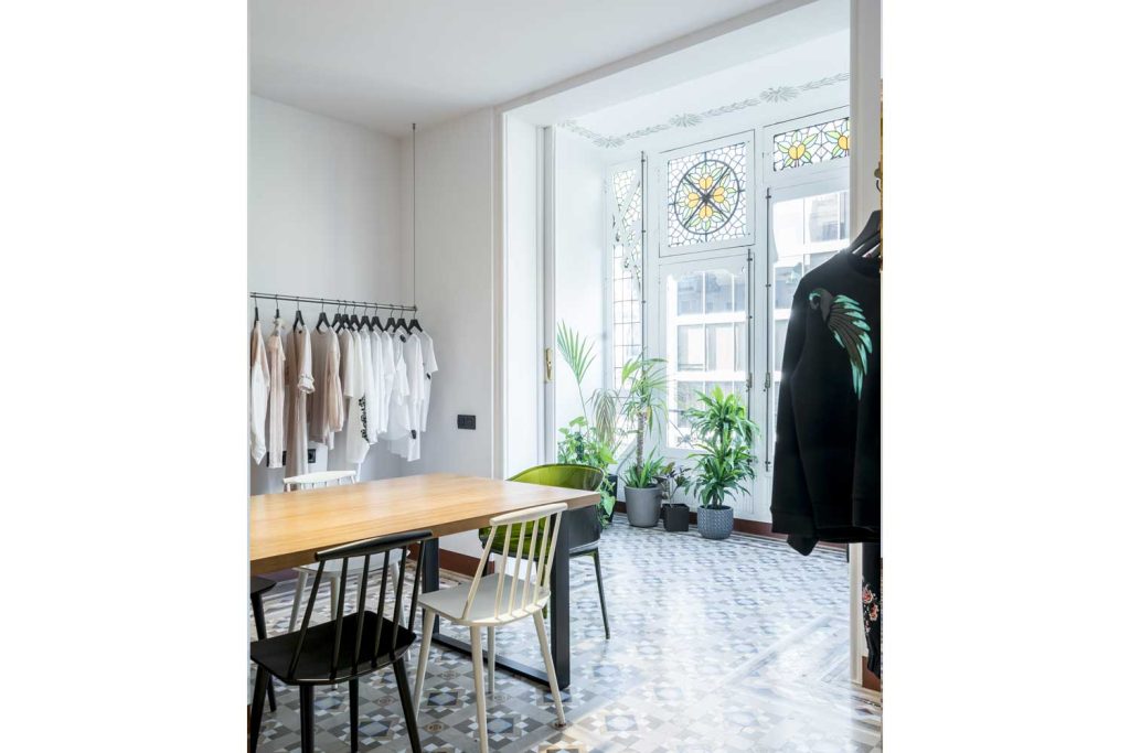 Shoowrom Aster Textile